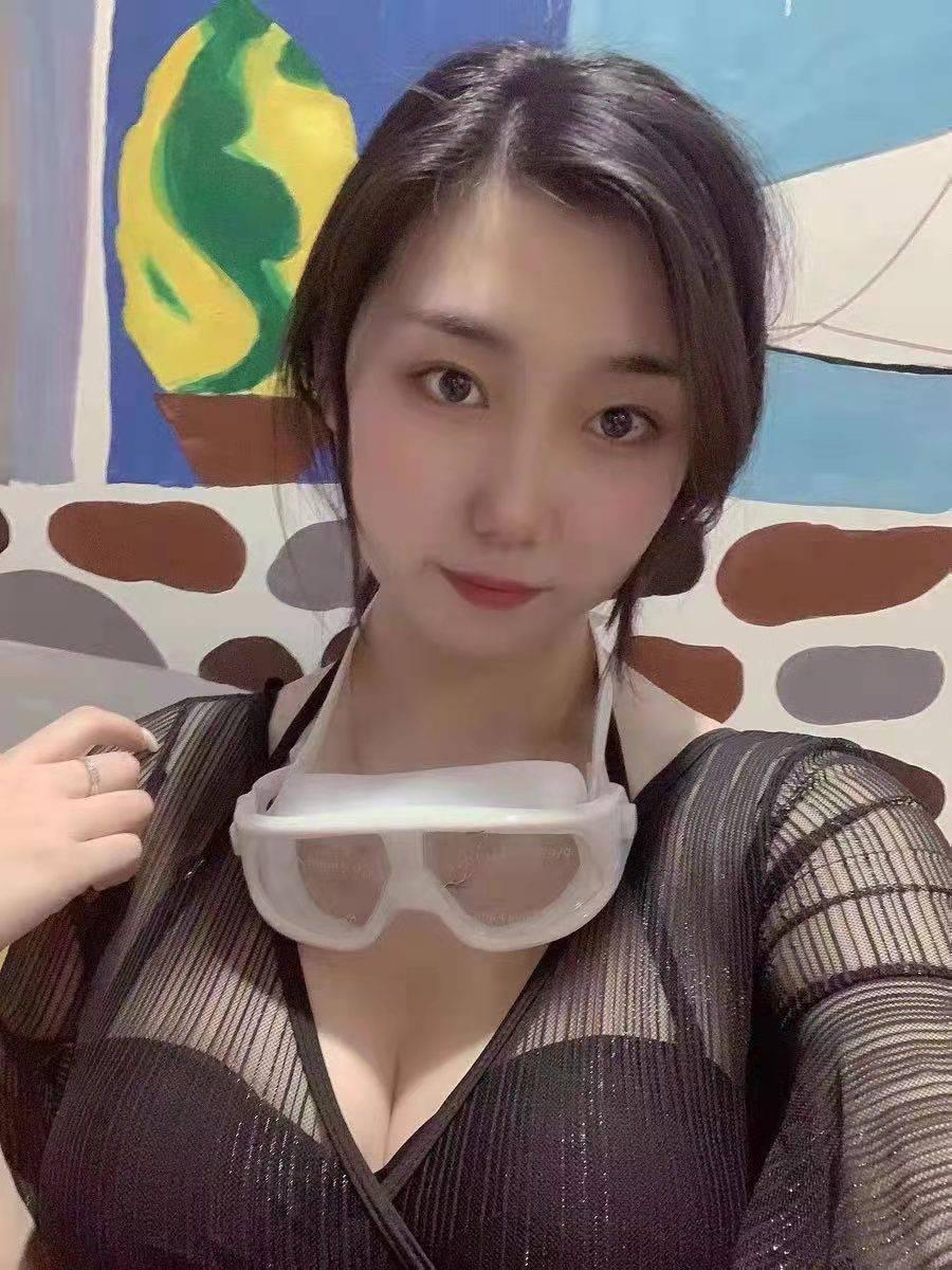 配合听话，主动够Sao，活好不催人，感觉很棒！