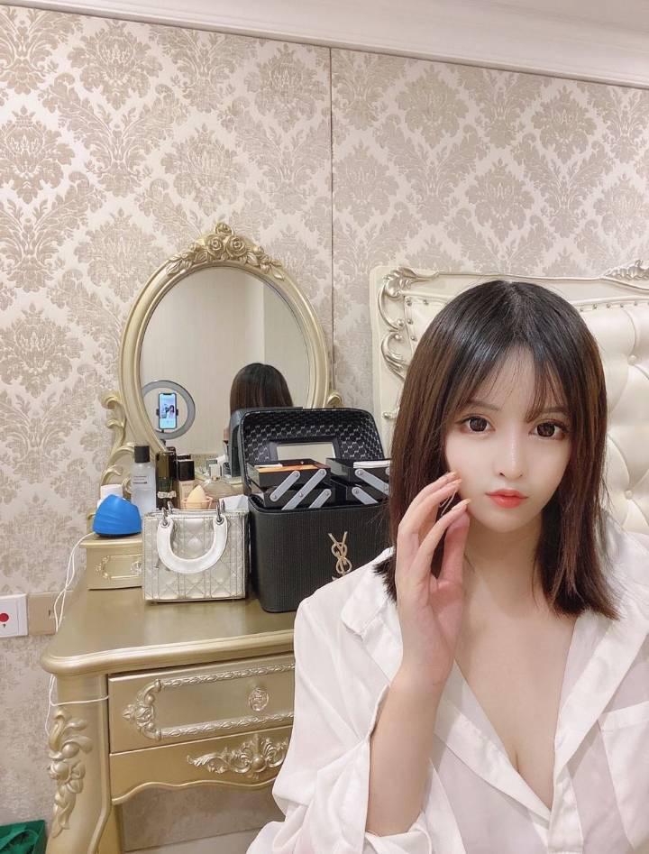 漂亮的轩轩兼职