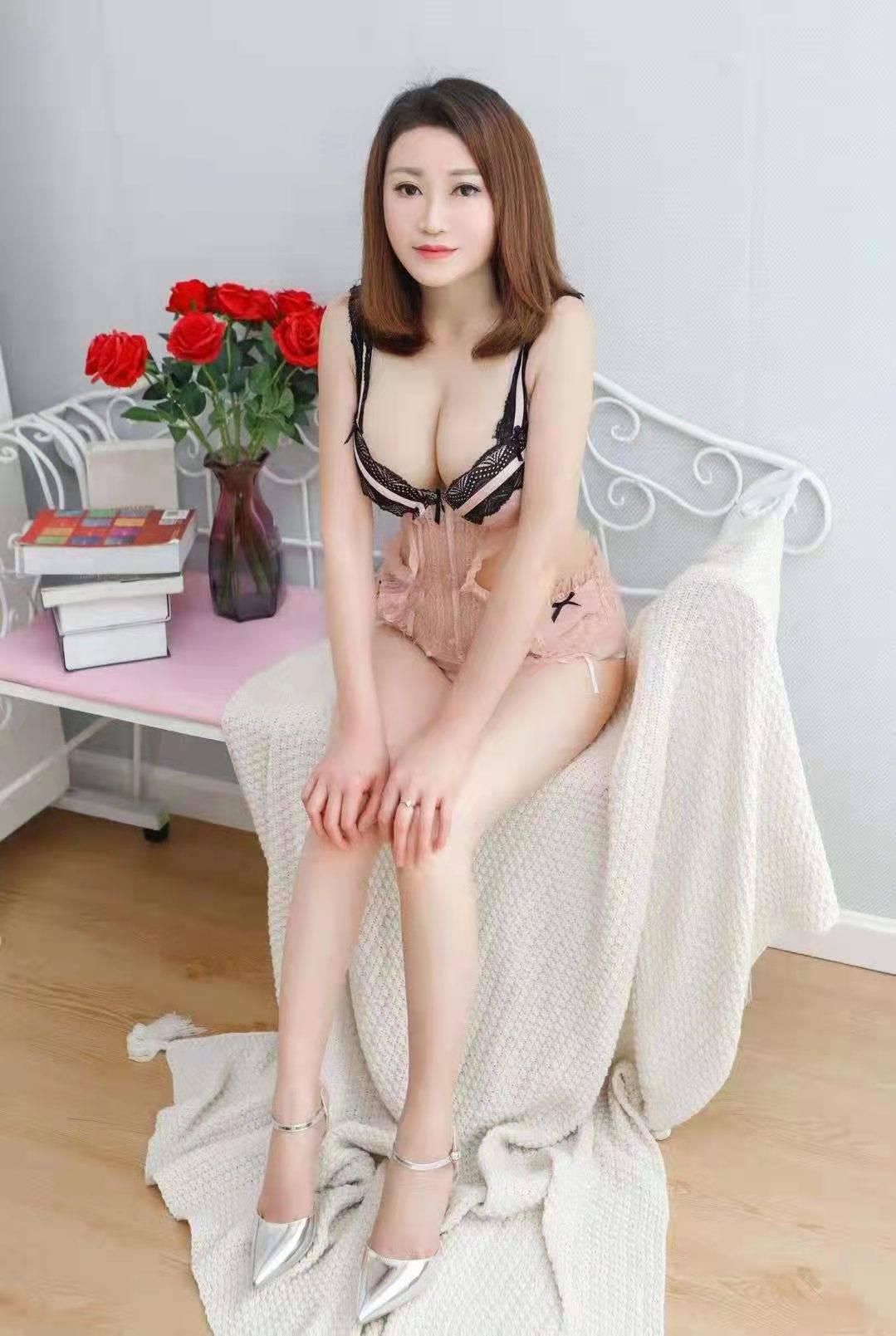 亲身体验 一个不错的美女