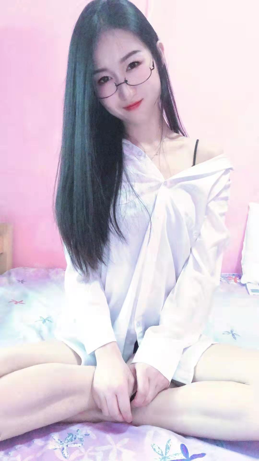 海珠邻家小妹七月