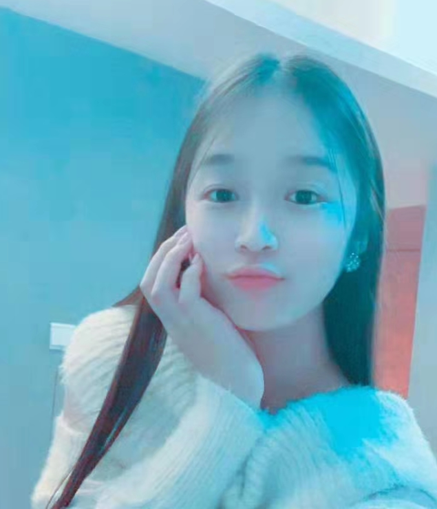 00后嫩妹子
