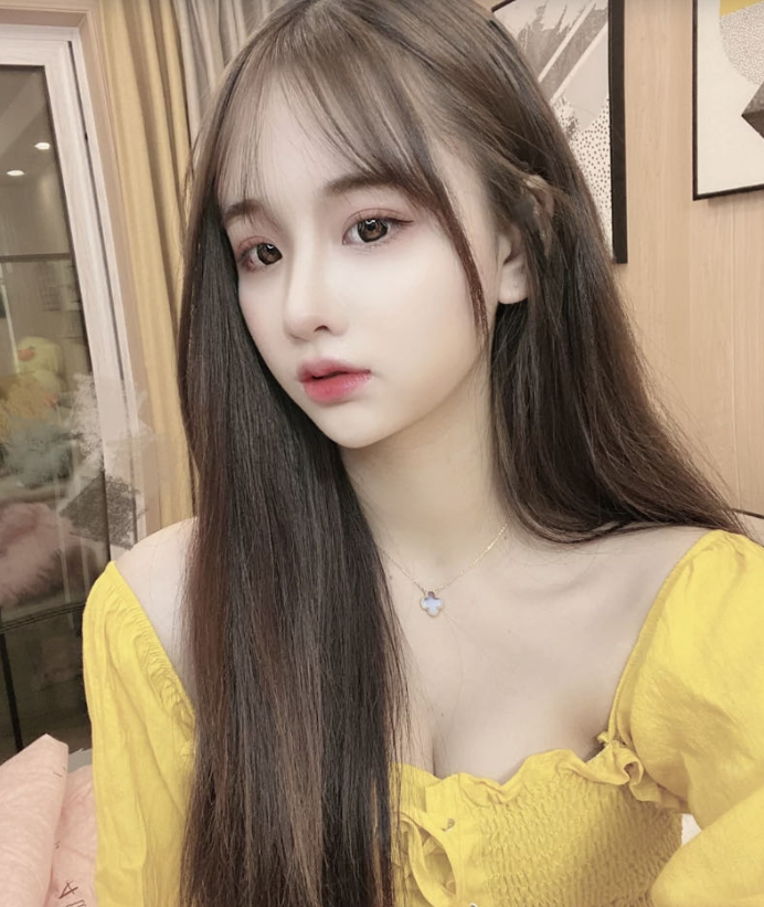 微信群验证一个大学生为了家里人出来卖的活好