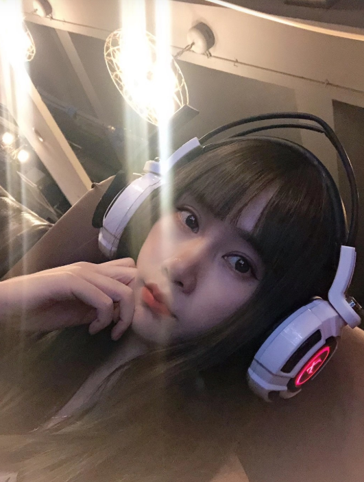 上海浦东新区在职模特美女 最后WTNS 小穴真紧