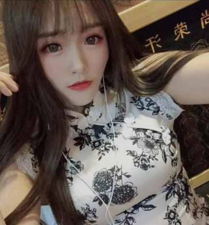 出鸡证全网比较神秘的高挑丰满二次元妹子,车破初初,继续长文
